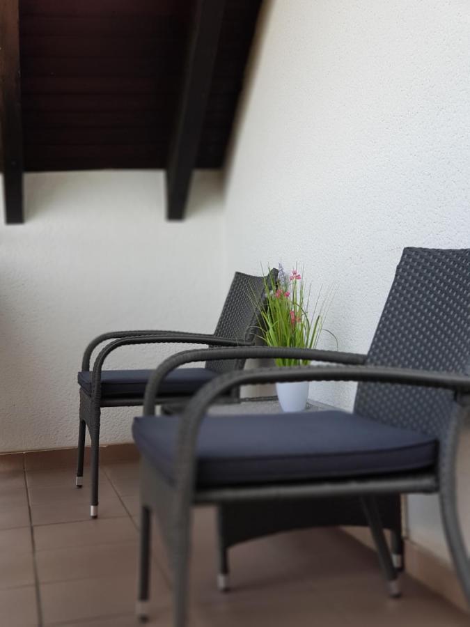 Casa Blanca Apartment Niestetal Exterior photo